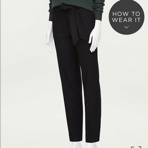 GREAT CONDITION LOFT TIE BELT WAIST BLACK PANTS